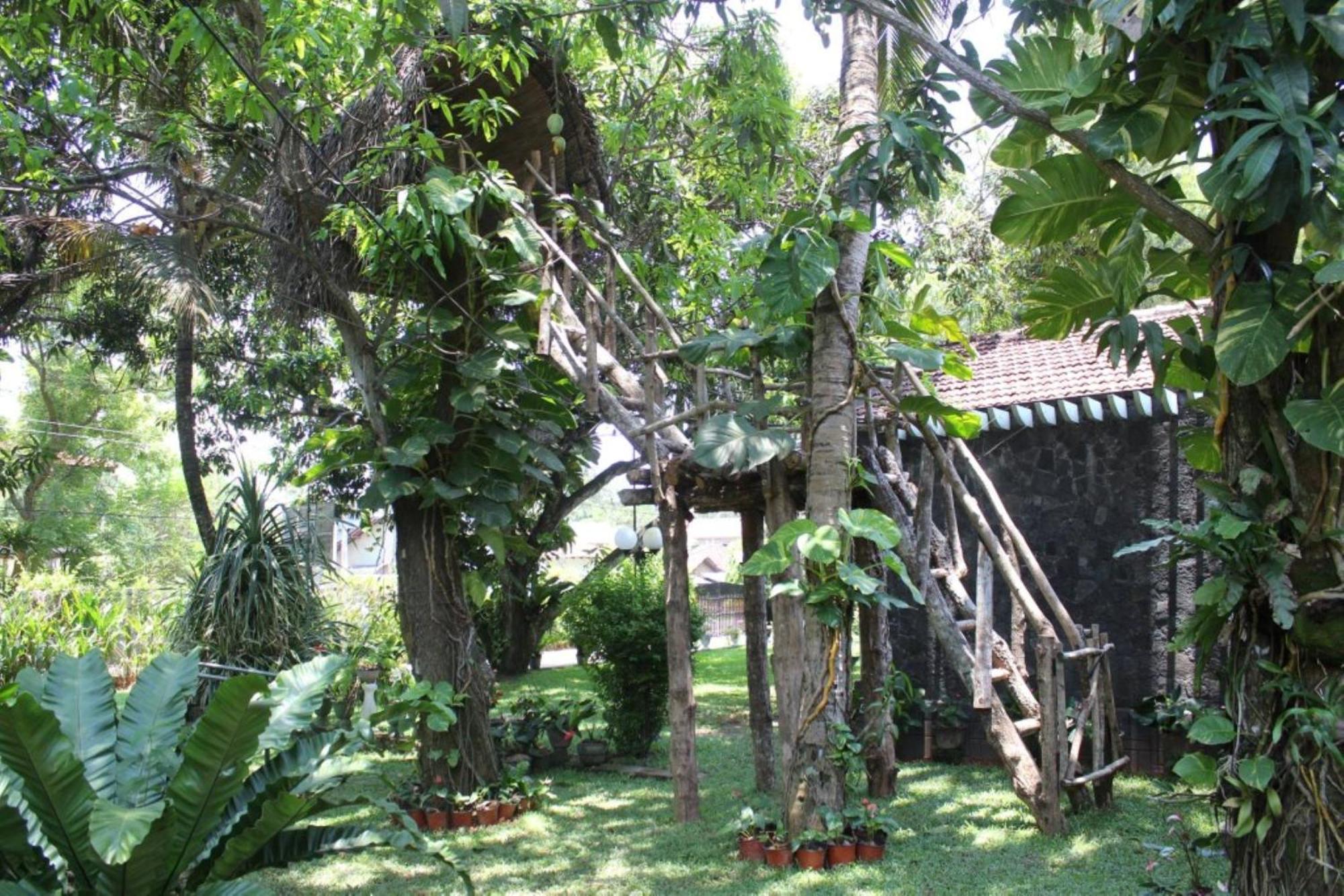 Shade Villa
