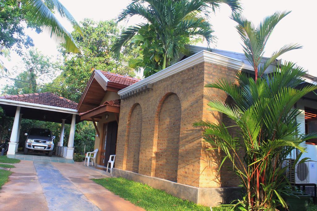Shade Villa