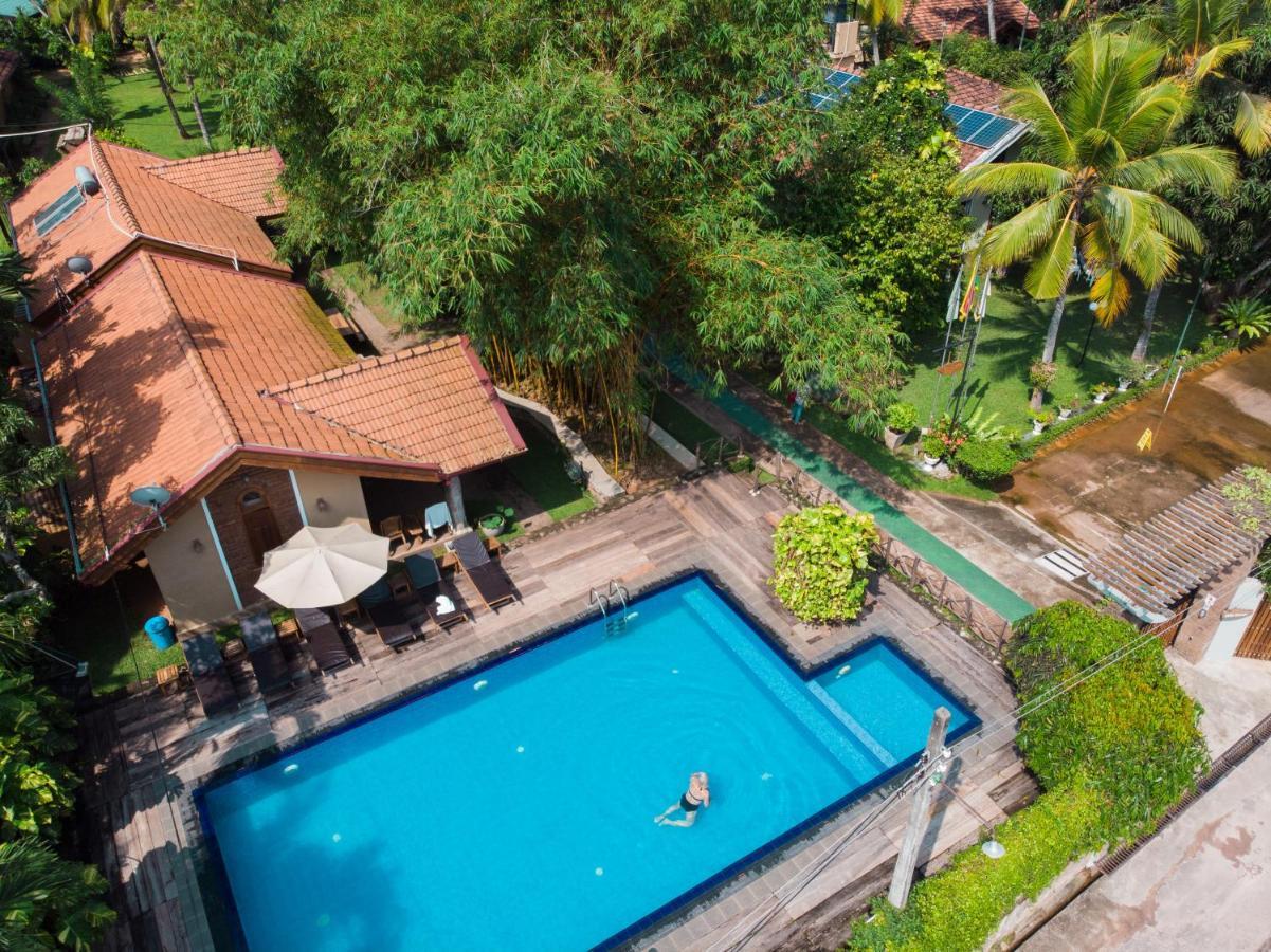 Shade Villa Negombo